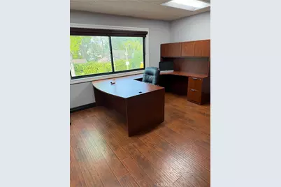 23291 Ventura Boulevard, Woodland Hills, CA 91364 - Photo 12