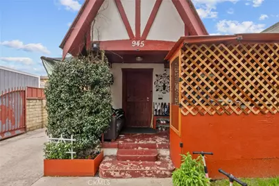 943 W 65th Street, Los Angeles, CA 90044 - Photo 4