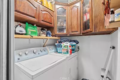 943 W 65th Street, Los Angeles, CA 90044 - Photo 18
