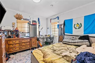 943 W 65th St, Los Angeles, CA 90044 - Photo 20