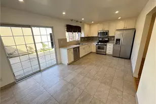 19216 Hamlin Dr, Reseda, CA 91335 - Photo 6