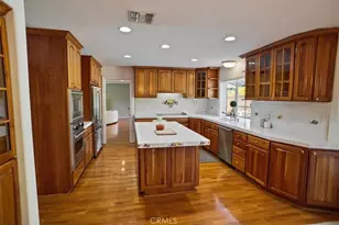 19201 Castlebay Ln, Porter Ranch, CA 91326 - Photo 8