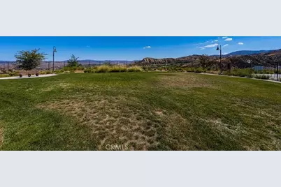 18619 Cedar Crest Drive, Canyon Country, CA 91387 - Photo 54