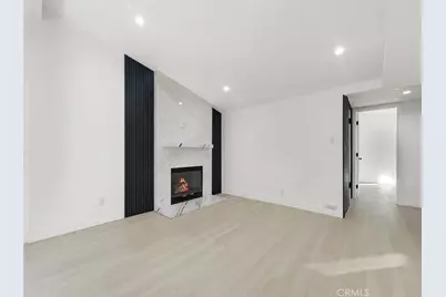 20528 Hamlin Street, Winnetka, CA 91306 - Photo 24