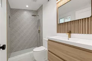 20528 & 20526 Hamlin St, Winnetka, CA 91306 - Photo 6