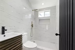 20528 & 20526 Hamlin St, Winnetka, CA 91306 - Photo 20