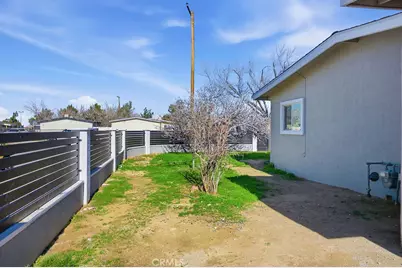 552 W Avenue H8, Lancaster, CA 93534 - Photo 12