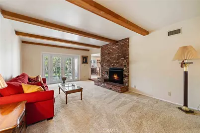 9827 Sylvia Avenue, Northridge, CA 91324 - Photo 6