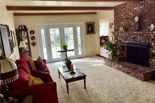 9827 Sylvia Ave, Northridge, CA 91324 - Photo 6