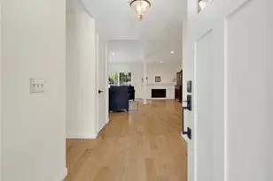 11355 Pala Mesa, Porter Ranch, CA 91326 - Photo 10