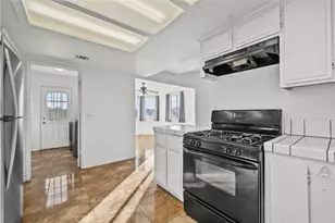 44105 Acacia St, Lancaster, CA 93535 - Photo 14