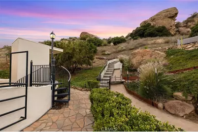 22870 Trigger Street, Chatsworth, CA 91311 - Photo 12