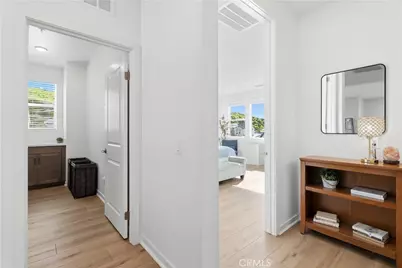 18100 Tableau Way, Saugus, CA 91350 - Photo 28