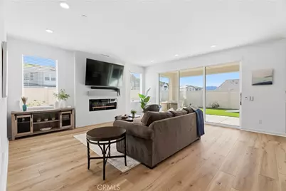 18100 Tableau Way, Saugus, CA 91350 - Photo 8