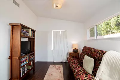 6914 Andasol, Lake Balboa, CA 91406 - Photo 32