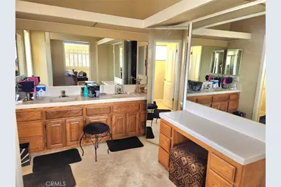 450 Fairway Drive, Palmdale, CA 93551 - Photo 50