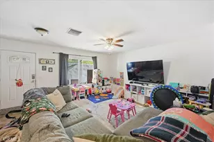 28531 Via Princesa, Murrieta, CA 92563 - Photo 4