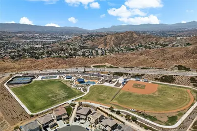 28618 Bloom, Saugus, CA 91350 - Photo 68