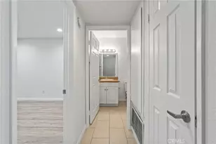 5525 Canoga, Woodland Hills, CA 91367 - Photo 22