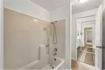 2426 Pleasant Way #E, Thousand Oaks, CA 91362 - Photo 22