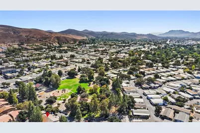 2426 Pleasant Way #E, Thousand Oaks, CA 91362 - Photo 38