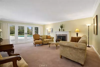 9560 Shoshone Avenue, Northridge, CA 91325 - Photo 16