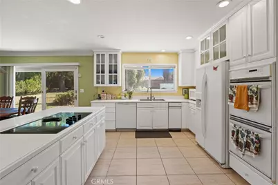 9560 Shoshone Avenue, Northridge, CA 91325 - Photo 8