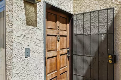 14239 Sherman Way #3, Van Nuys, CA 91405 - Photo 4