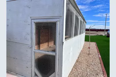 171 Ste Vic Avenue Q2, Palmdale, CA 93591 - Photo 32