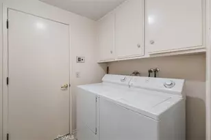 19291 Berclair Ln, Tarzana, CA 91356 - Photo 20