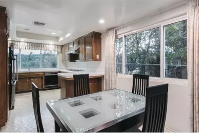 19291 Berclair Lane, Tarzana, CA 91356 - Photo 16