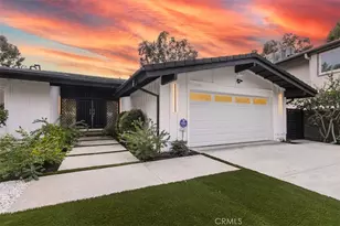 19291 Berclair Ln, Tarzana, CA 91356 - Photo 2