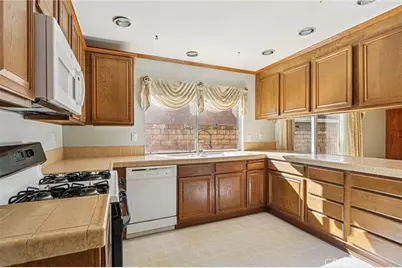 13354 Mission Tierra Way, Granada Hills, CA 91344 - Photo 16