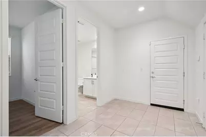 19531 W Cardigan Drive, Northridge, CA 91324 - Photo 6