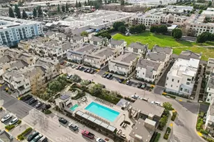 19531 W Cardigan Dr, Northridge, CA 91324 - Photo 40