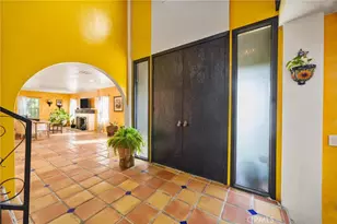 552 Pepper, Bakersfield, CA 93307 - Photo 4