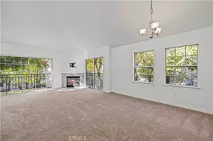 24143 Del Monte, Valencia, CA 91355 - Photo 2