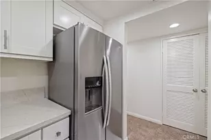 24143 Del Monte, Valencia, CA 91355 - Photo 18