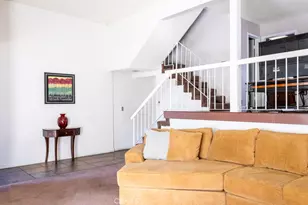 18425 Saticoy St, Reseda, CA 91335 - Photo 2