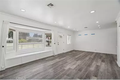 17043 Celtic Street, Granada Hills, CA 91344 - Photo 6