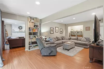 10808 Des Moines, Porter Ranch, CA 91326 - Photo 10