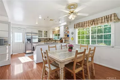 10808 Des Moines, Porter Ranch, CA 91326 - Photo 8