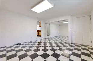 10733 Wixom St, Los Angeles, CA 91352 - Photo 18