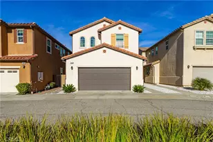 19849 Via Ott, Newhall, CA 91321 - Photo 2