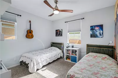 19849 Via Ott, Newhall, CA 91321 - Photo 32
