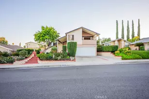 23132 Posada, Valencia, CA 91354 - Photo 58