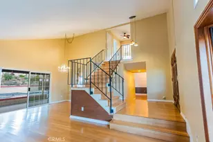 23132 Posada, Valencia, CA 91354 - Photo 8