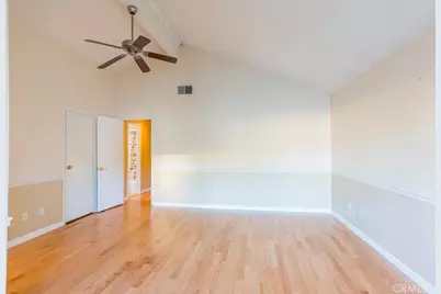 23132 Posada, Valencia, CA 91354 - Photo 32