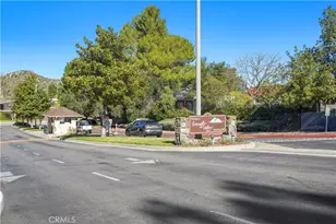 26737 Oak Crossing Rd, Newhall, CA 91321 - Photo 34