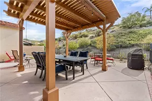 18696 Cedar Crest Dr, Canyon Country, CA 91387 - Photo 46